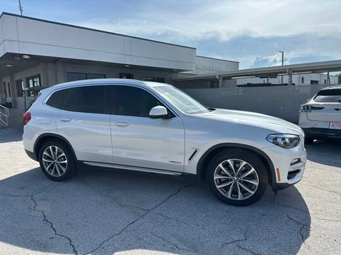 Used 2018 BMW X3 xDrive30i AWD/4WD image 1