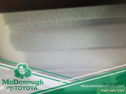 Used 2024 Jeep Wrangler Sport S image 8