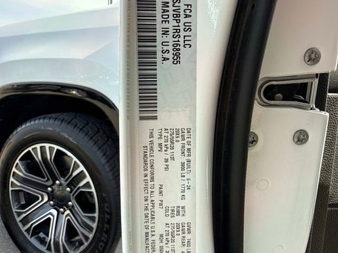 Used 2024 Jeep Wagoneer Series II image 34