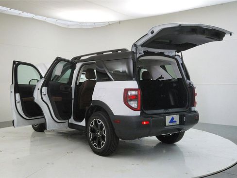 New 2025 Ford Bronco Sport Outer Banks w/ Outer Banks Tech Package+ image 11