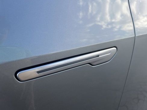 New 2024 Cadillac Lyriq Luxury image 13