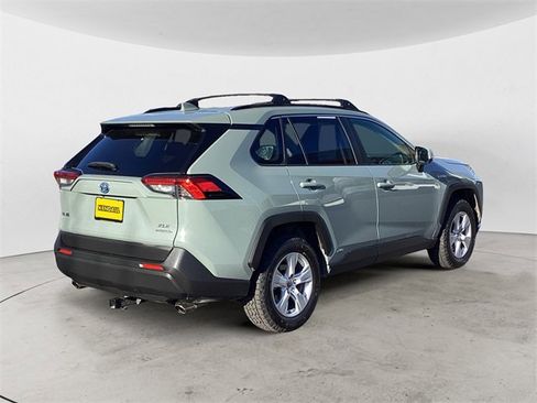 Used 2019 Toyota RAV4 XLE image 5