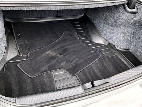 Used 2023 Dodge Charger R/T w/ Technology Group image 19