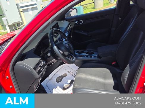 Used 2023 Honda Civic Sport image 6
