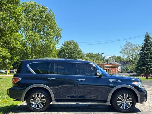 Used 2018 Nissan Armada SL w/ Moonroof Package AWD/4WD image 9