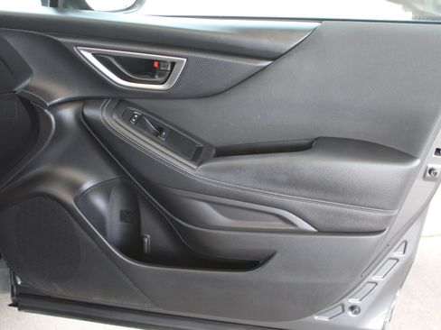 Used 2021 Subaru Forester image 18