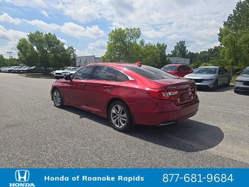 Used 2019 Honda Accord LX image 3
