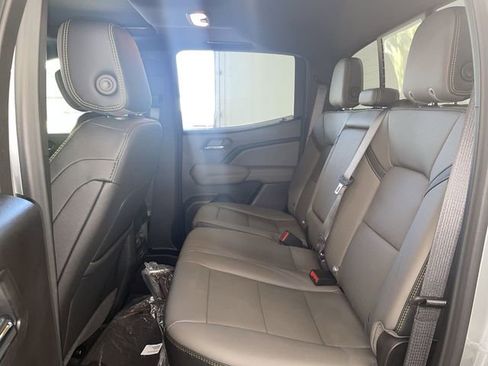 New 2026 Chevrolet Colorado ZR2 AWD/4WD image 16