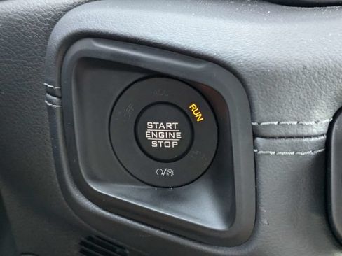 New 2025 Jeep Wrangler Unlimited Sahara w/ Safety Group AWD/4WD image 29