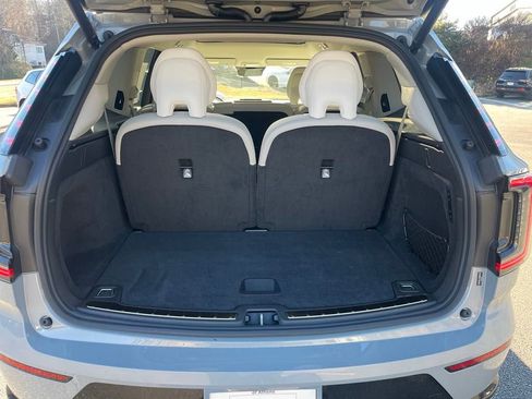 New 2025 Volvo EX90 Ultra image 28