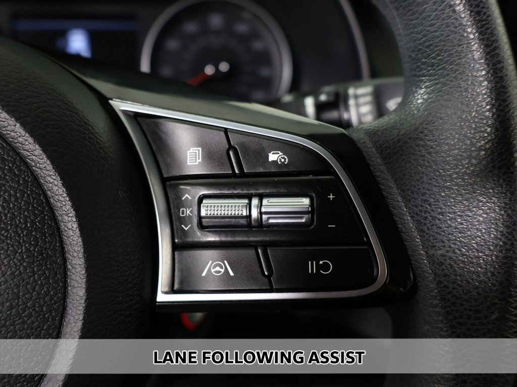 Used 2023 Kia Forte LXS FWD image 3