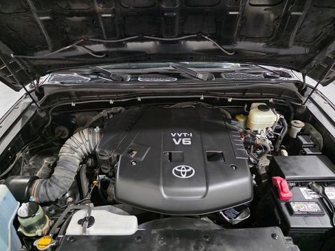 Used 2007 Toyota FJ Cruiser 4WD image 25