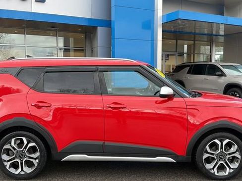 Used 2020 Kia Soul X-Line FWD image 3