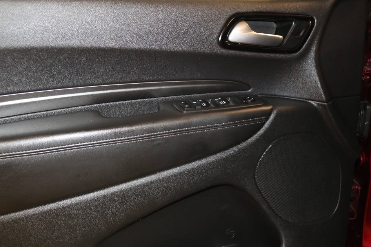 Used 2021 Dodge Durango SXT w/ 3rd Row Seating Group AWD/4WD image 50