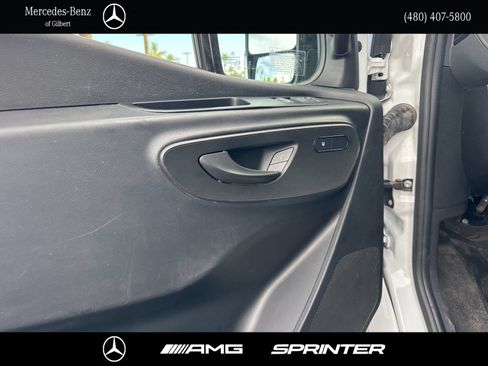 Used 2025 Mercedes-Benz Sprinter 2500 image 16