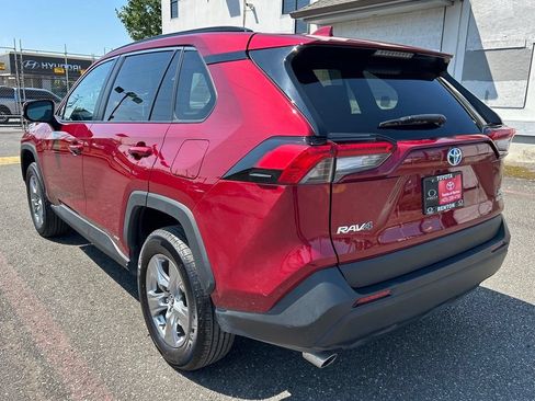 Certified 2024 Toyota RAV4 XLE AWD/4WD image 7