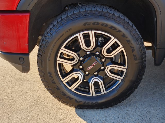 Used 2021 GMC Sierra 2500 AT4 w/ Gooseneck/5TH Wheel Package AWD/4WD image 17