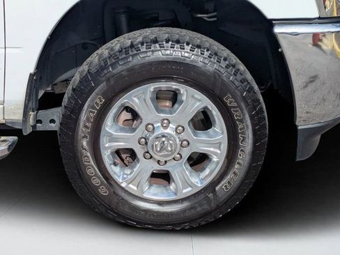 Certified 2024 RAM 3500 Big Horn image 9