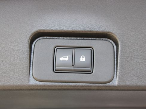 Certified 2023 Nissan Rogue SL w/ SL Premium Package AWD/4WD image 6