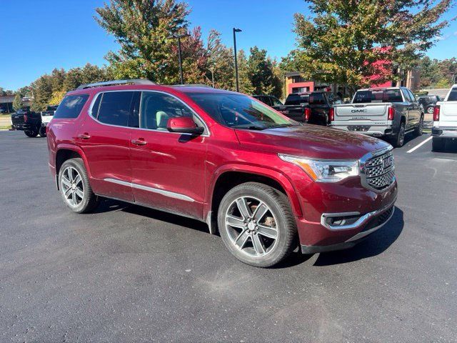 Used 2017 GMC Acadia Denali w/ Technology Package AWD/4WD image 4