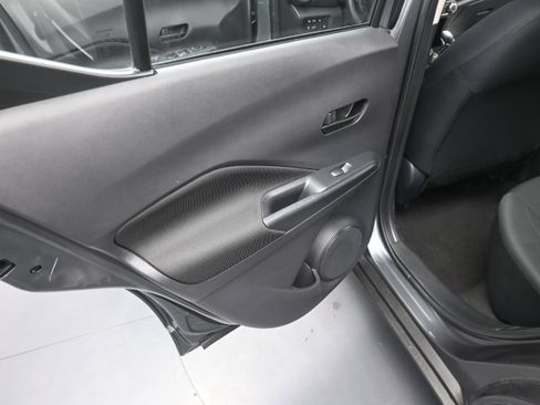 Used 2024 Nissan Kicks S FWD image 31