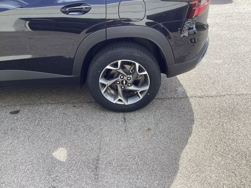 Used 2024 Chevrolet Trax LT image 26