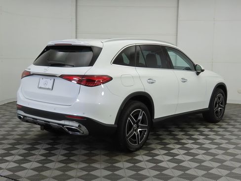 Used 2026 Mercedes-Benz GLC 300 image 5