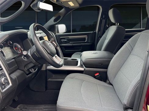 Used 2022 RAM 1500 Classic Warlock image 9