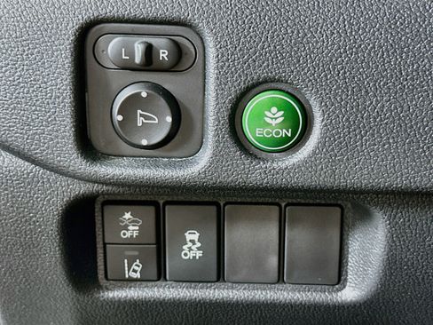 Used 2021 Honda Pilot EX-L image 17