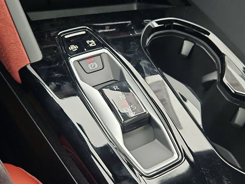 New 2026 Audi SQ5 Prestige AWD/4WD image 21