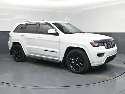 Used 2018 Jeep Grand Cherokee Altitude