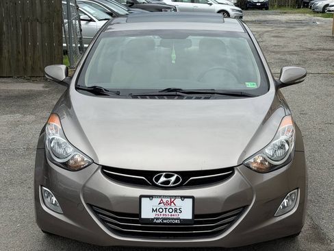 Used 2012 Hyundai Elantra Limited w/ Technology Pkg 5 FWD image 4