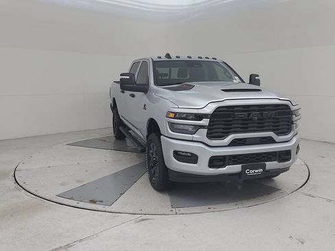 New 2026 RAM 2500 Tradesman AWD/4WD image 4