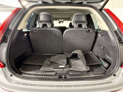 Used 2025 Volvo XC90 B5 Plus w/ Protection Package Premier AWD/4WD image 35