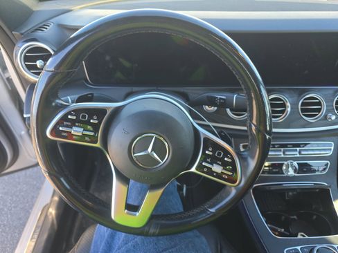 Used 2020 Mercedes-Benz E 350 Sedan w/ Parking Assistance Package image 11