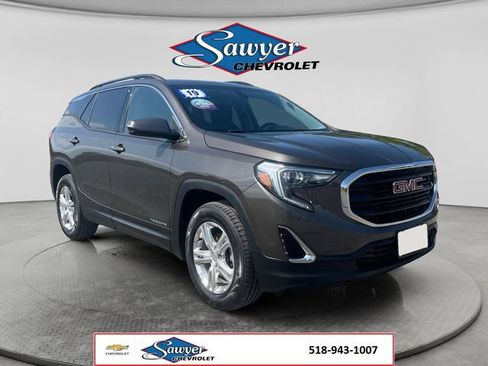 Used 2019 GMC Terrain SLE w/ Driver Convenience Package AWD/4WD image 7
