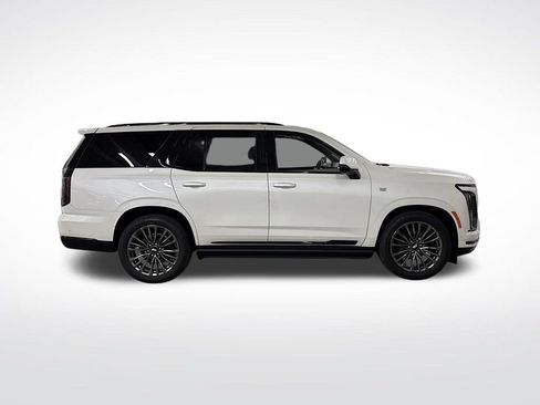 Used 2025 Cadillac Escalade Sport Platinum w/ LPO, Floor Liner Package AWD/4WD image 6