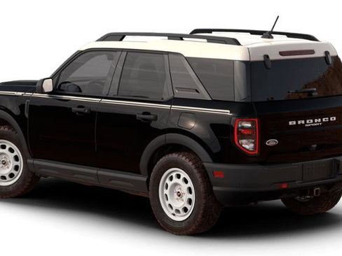 New 2024 Ford Bronco Sport Heritage w/ Heritage Convenience Package AWD/4WD image 2