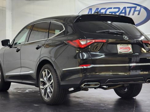 Used 2022 Acura MDX SH-AWD w/ Technology Package image 8
