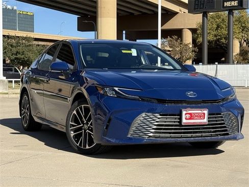 New 2026 Toyota Camry XLE image 2