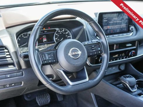 Used 2023 Nissan Rogue SV w/ SV Premium B Package FWD image 14