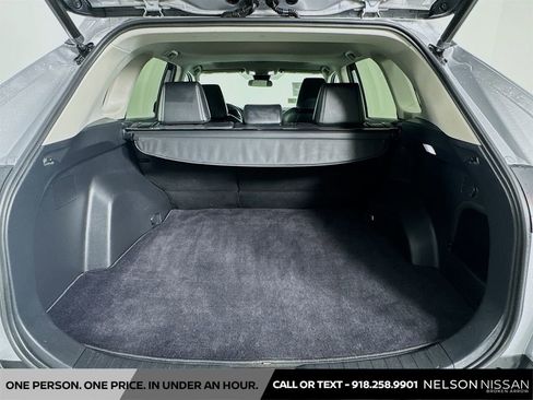 Used 2022 Toyota RAV4 XLE Premium image 24