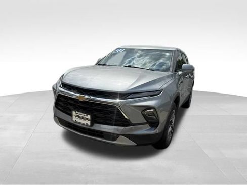 Used 2023 Chevrolet Blazer LT w/ LPO, Floor Liner Package FWD image 3