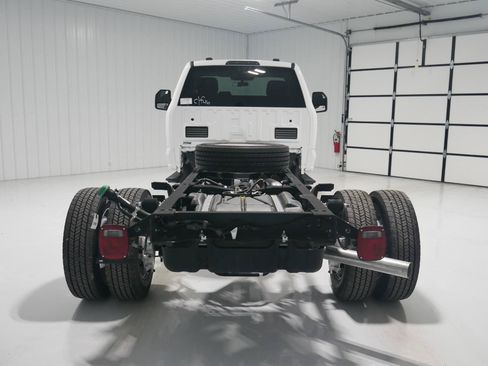 New 2024 Ford F550 4x4 Regular Cab Super Duty w/ XLT Value Package image 8