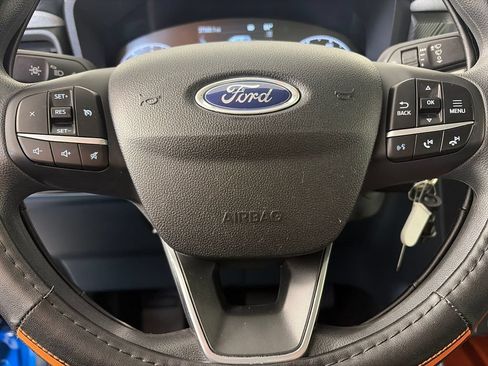Certified 2022 Ford Maverick XLT w/ Equipment Group 300A Standard AWD/4WD image 16