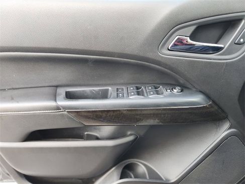 Used 2016 GMC Canyon SLT w/ Driver Alert Package image 23