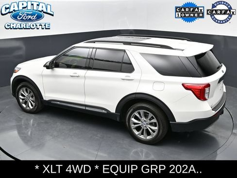 Used 2023 Ford Explorer XLT w/ Equipment Group 202A AWD/4WD image 31