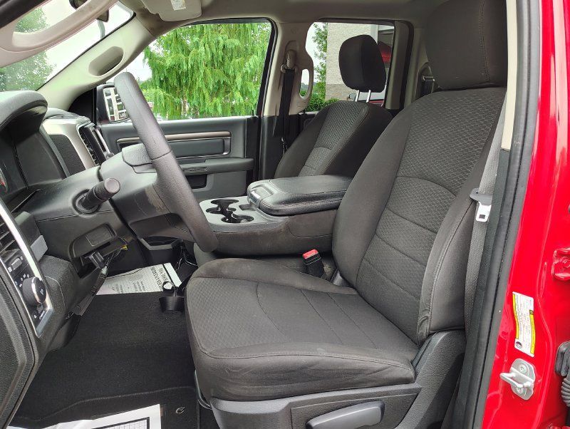 Used 2020 RAM 1500 Warlock AWD/4WD image 12