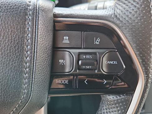 Certified 2023 Toyota Sequoia Capstone AWD/4WD image 23