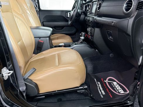 Used 2022 Jeep Wrangler Unlimited Rubicon 4xe w/ Cold Weather Group image 33